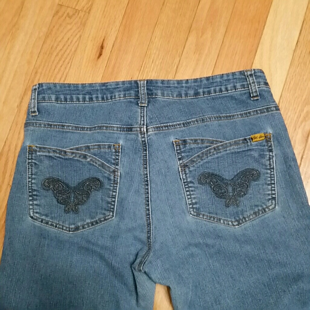 Bill Blass Jeans Size 6P - Picture 3 of 5